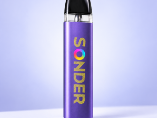 Purple Geekvape Sonder Q2 30W pod kit with black mouthpiece
